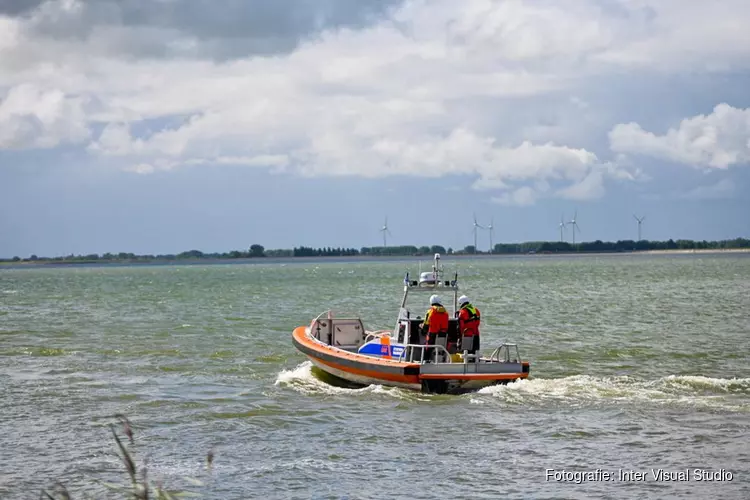 Vijf reddingsboten uitgerukt voor &#39;medisch noodgeval&#39;