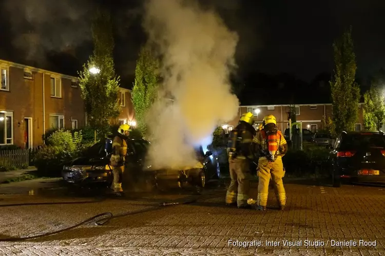 Auto door brand verwoest in Bovenkarspel