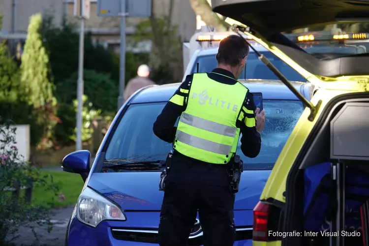 Voetganger aangereden op zebrapad in Enkhuizen: slachtoffer per traumahelikoper naar ziekenhuis