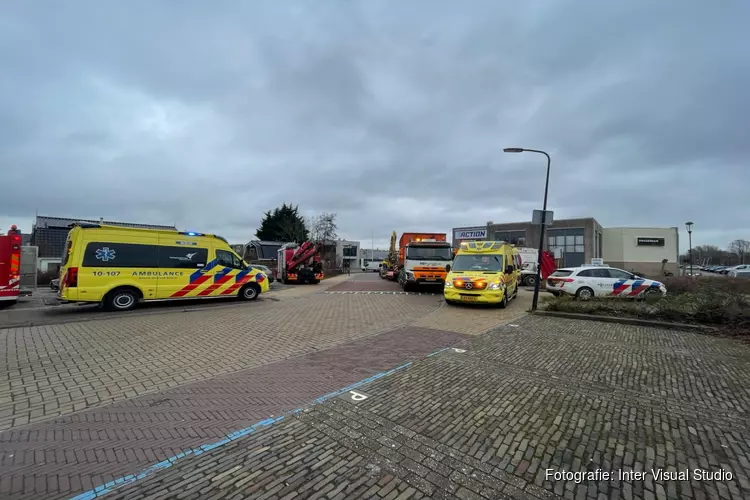 As ingezakt op monteur in Grootebroek, hulpdiensten rukken massaal uit