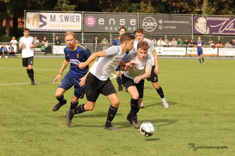 Van der Woude bezorgt Always Forward de winst op SV Enkhuizen