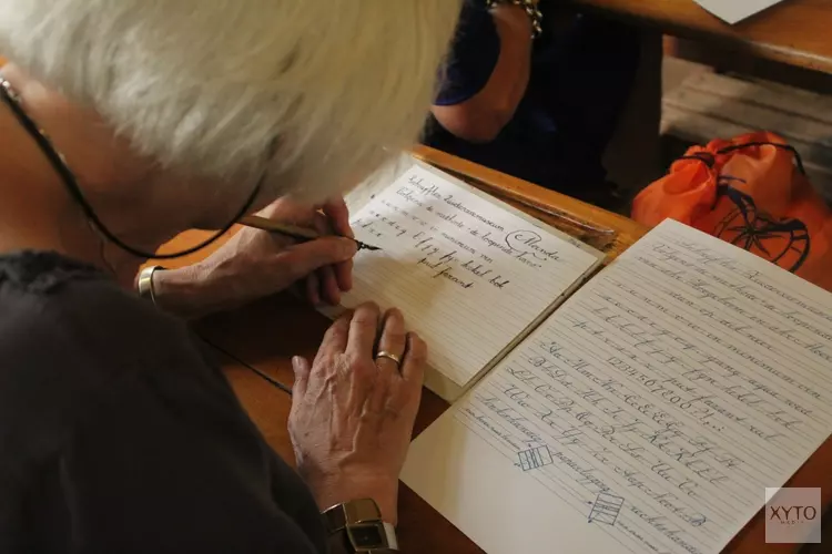 13 augustus Linkshandigendag in het Zuiderzeemuseum